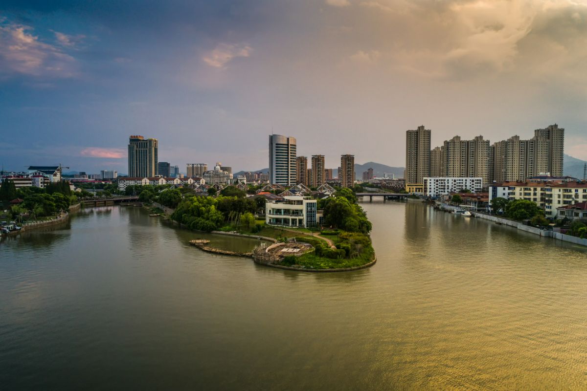 5 Factors Why International Companies Invest in the Philippines